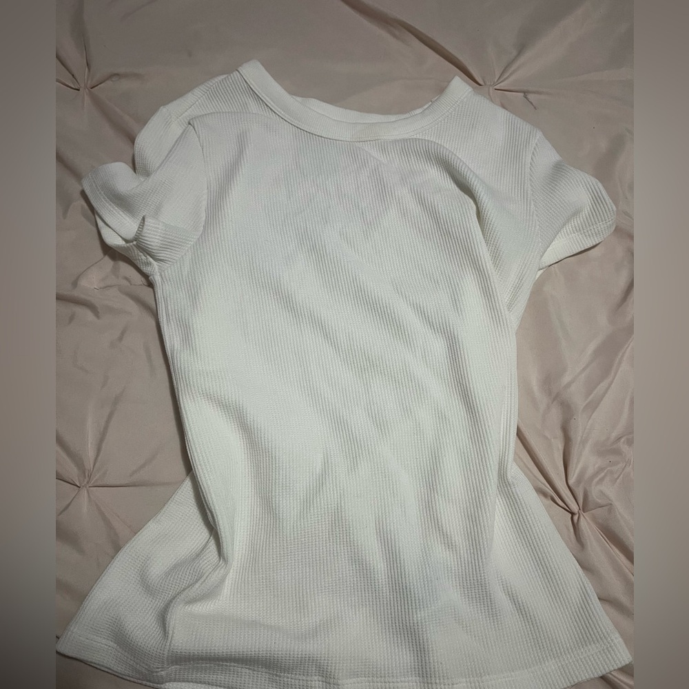 American Eagle Outfitters White Waffle fitted shirt